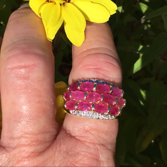 10KTYG Ruby Diamond Ring Size 7 1/4. Weight 7.1.  Can be resized.  Perfect Gift. - Picture 7 of 13